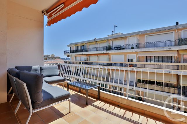 Appartement F3 à vendre - 3 pièces - 89.22 m2 - BEAULIEU SUR MER - 06 - PROVENCE-ALPES-COTE-D-AZUR - Century 21 Lafage Transactions